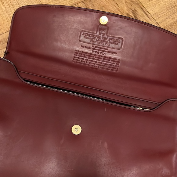 Joseph Daniel leather portfolio - Picture 3 of 10